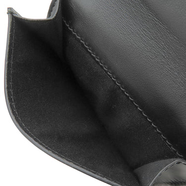 サルヴァトーレ・フェラガモ Salvatore Ferragamo ガンチーニ ショルダーウォレット ブラック レザー 二つ折り財布 ゴールド金具 黒 コンパクト