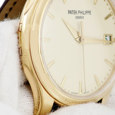 腕時計 パテックフィリップ PATEK PHILIPPE カラトラバ 5227J-001 自動巻き メンズ K18YG無垢 アイボリー ハンターケース デイト