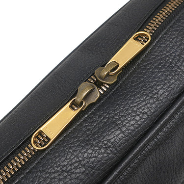 グッチ GUCCI ヴィンテージロゴ メッセンジャーバッグ 523589 ブラック レザー ショルダーバッグ マットゴールド金具 黒 レトロスタイル ロゴプリント