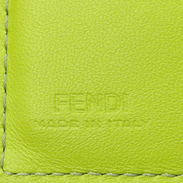 フェンディ FENDI バゲット マイクロトリフォールド ウォレット 8M0395 AAJD F1JCP ワサビ レザー 三つ折り財布 ゴールド金具 コンパクト財布