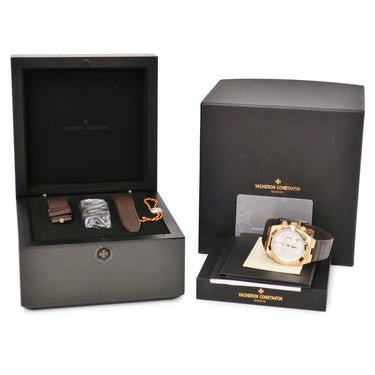 腕時計 ヴァシュロン・コンスタンタン VACHERON CONSTANTIN オーヴァーシーズ クロノグラフ 5500V/000R-B074 自動巻き メンズ K18PG無垢 デイト