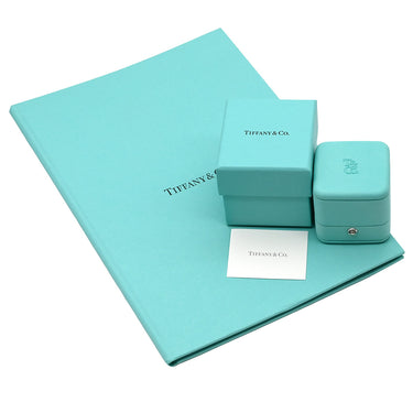 ティファニー Tiffany & Co ソリティア プリンセスカット ダイヤモンド エンゲージメント プラチナシルバー Pt950 ダイヤモンド リング 指輪 T&Co. Pt950 8号