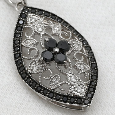 ノンブランド NON BRAND ダイヤ ブラックダイヤ 0.45ct 0.10ct ブラック×ホワイトゴールド K18WG ダイヤモンド ペンダントトップ 黒 18金 18K 750 WG フィリグリーデザイン フラワー