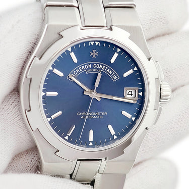 腕時計 ヴァシュロン・コンスタンタン VACHERON CONSTANTIN オーヴァーシーズ ラージ 42042/423A-8874 自動巻き メンズ メーカーOH済 青 デイト