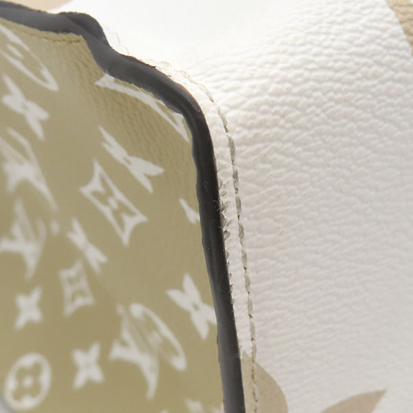 ルイヴィトン LOUIS VUITTON オンザゴーGM M44571 ホワイト×カーキ