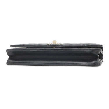 シャネル CHANEL マトラッセ トレンディCC WOC ブラック ラムスキン チェーンウォレット ゴールド金具 黒 ロゴプレート