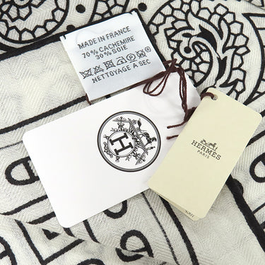 エルメス HERMES カレ140 カレジェアン ホワイト×ブラック カシミヤ シルク ストール 新品 未使用 【シュヴァル ドゥ クール バンダナ】