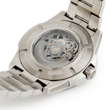 腕時計 ノルケイン NORQAIN インディペンデンス スケルトン 42mm N3000SLA/G303/102SI 自動巻き メンズ 未使用 グレー