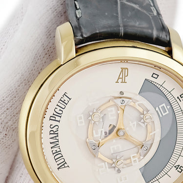 腕時計 オーデマピゲ AUDEMARS PIGUET ミレネリー スターホイール 25898BA/O/0003VE/01 自動巻き メンズ K18YG無垢 アイボリー 楕円形