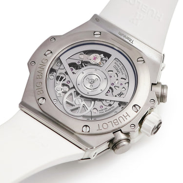腕時計 ウブロ HUBLOT ビッグバン ウニコ チタニウム ホワイト ダイヤモンド 441.NE.2011.RW.1104 自動巻き メンズ 白 クロノグラフ
