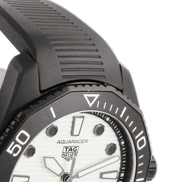 腕時計 タグホイヤー TAG Heuer アクアレーサー プロフェッショナル300 WBP201D.FT6197 自動巻き メンズ ホワイト ダイバーズ デイト