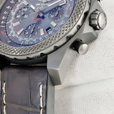 腕時計 ブライトリング BREITLING ベントレー B06 ミッドナイトカーボン MB061225/BE61 MB0612 自動巻き メンズ シェル デイト 限定