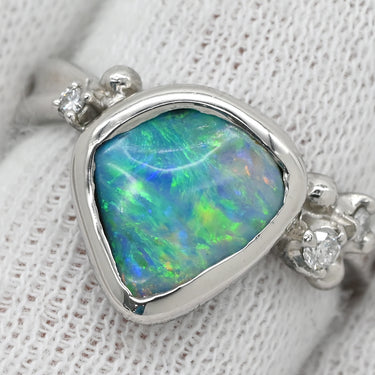 真々田誠次 Seiji Art Jewelry ボルダーオパール ダイヤ ブルー×プラチナシルバー Pt900 ボルダーオパール ダイヤモンド リング 指輪 Pt900 遊色 プレイオブカラー フリーシェイプ ハンドメイド 13号
