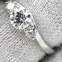 ノンブランド NON BRAND ダイヤモンド 0.376ct 立爪 プラチナシルバー Pt900 ダイヤモンド リング 指輪 プラチナ900 立爪 3P 3石 日付・イニシャル刻印あり 9号