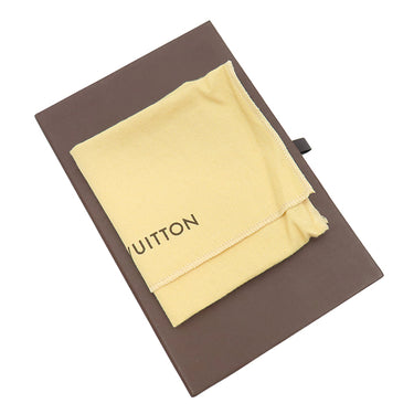 ルイヴィトン LOUIS VUITTON ジッピー ウォレット M90047 グランブルー モノグラムヴェルニ 長財布 ゴールド金具 青 ラウンドファスナー