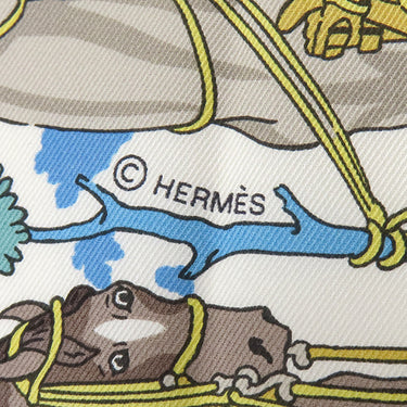 エルメス HERMES カレ70 キャラメル×ホワイト×ローズ シルク スカーフ 【Equipements a Cheval sur l'Elegance /エレガントな馬装品】