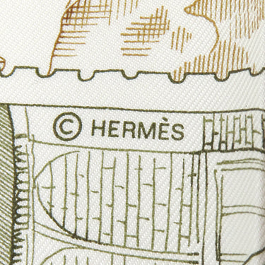 エルメス HERMES カレ45 ホワイト×フューシャ×カーキ シルク スカーフ 新品 未使用 【LE PHILATELISTE DU FAUBOURG/フォーブルの切手愛好家】
