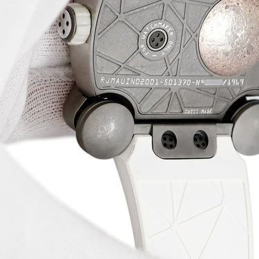 腕時計 ロマンジェローム ROMAIN JEROME ムーンインベーダー RJMAUIN02001 自動巻き メンズ OH済 アポロ11号 ムーンシルバー 限定