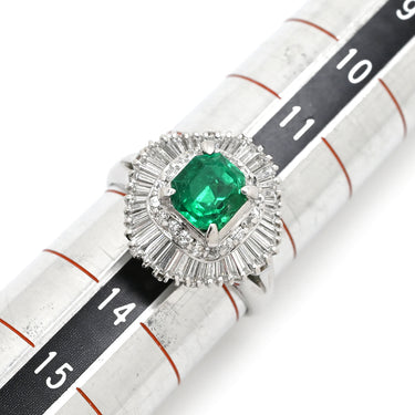 ノンブランド NON BRAND エメラルド 1.12ct ダイヤモンド グリーン×プラチナシルバー Pt900 エメラルド ダイヤモンド リング 指輪 緑 エメラルドカット プラチナ900 12.5号