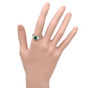 ノンブランド NON BRAND エメラルド 0.84ct ダイヤモンド 0.53ct グリーン×プラチナシルバー Pt900 エメラルド ダイヤモンド リング 指輪 緑 スクエア トリロジー スリーストーン 17号