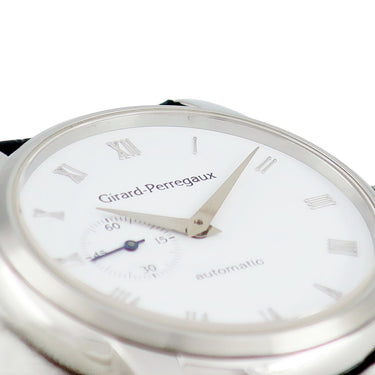 腕時計 ジラールペルゴ GIRARD PERREGAUX フラットウォッチ スモールセコンド 90500.0.11.713 自動巻き メンズ ホワイト 白 ローマン