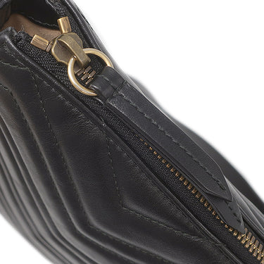 グッチ GUCCI GGマーモント キルティング 523369 ブラック レザー ショルダーバッグ ゴールド金具 ダブルG