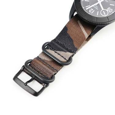 腕時計 トムフォード TOM FORD N.002 オーシャンプラスチック スポーツ カモ TF0120276938 自動巻き メンズ 未使用 迷彩 黒 デイト