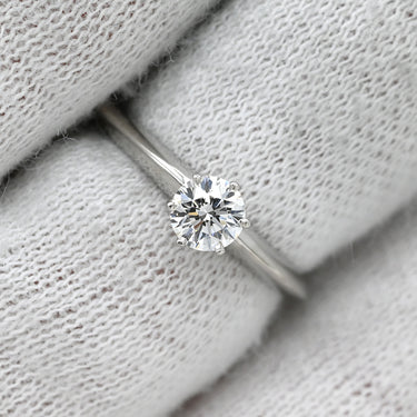 ティファニー Tiffany & Co ソリティア ダイヤリング プラチナシルバー Pt950 ダイヤモンド リング 指輪 T＆Co. 一粒 1P 立爪 0.26ct 8号