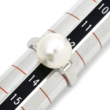 ミキモト MIKIMOTO サイドストーン 大粒パール パールホワイト×プラチナシルバー Pt950 パール ダイヤモンド リング 指輪 Pt950 真珠 アコヤ ダイヤ バケットカット 13号