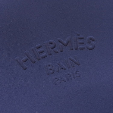 エルメス HERMES トゥルースフラット ネオバン MM ブルーマリン ナイロン ポリアミド エラスタン ポーチ マットブラック金具 紺 ウエットスーツ風 ボンディング