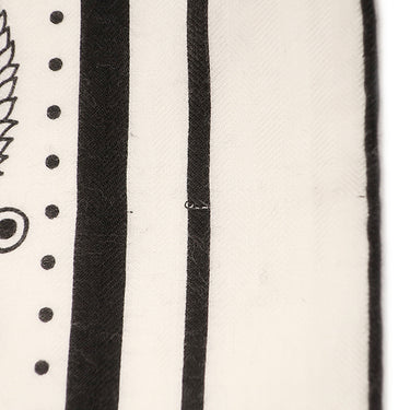 エルメス HERMES ショール カレ140 CARRE ホワイト×ブラック カシミヤ シルク ストール 【TATOUAGES MARINS/船乗りのタトゥー バンダナ】