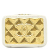 シャネル CHANEL ジップ アラウンド バニティ ホワイト ラムスキン ショルダーバッグ ゴールド金具 ココマーク プレート アイボリー