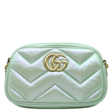 グッチ GUCCI GGマーモント スモール カメラバッグ 447632 グリーン レザー シェブロンキルティングレザー ショルダーバッグ ゴールド金具 イリデセント メタリック