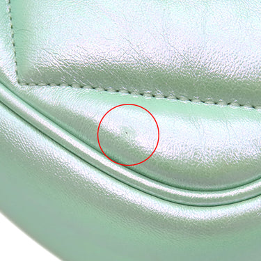 グッチ GUCCI GGマーモント スモール カメラバッグ 447632 グリーン レザー シェブロンキルティングレザー ショルダーバッグ ゴールド金具 イリデセント メタリック