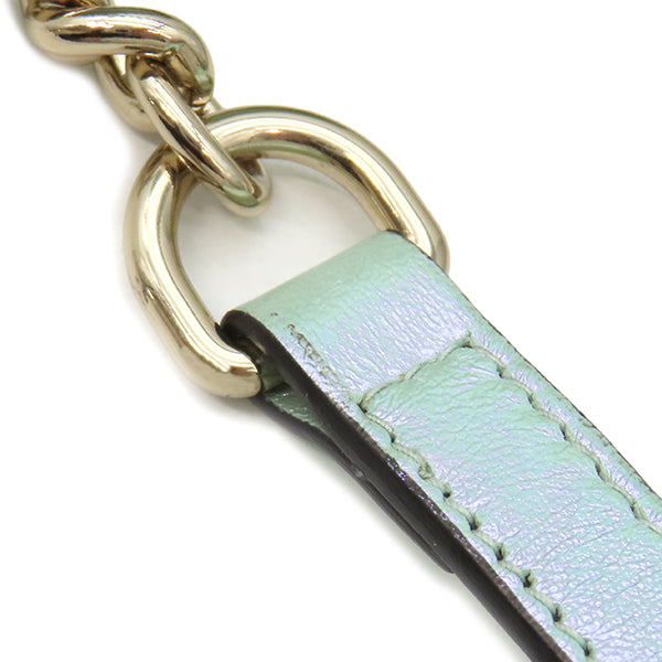 グッチ GUCCI ショルダーバッグ GGマーモント スモール カメラバッグ レザー シェブロンキルティングレザー グリーン ゴールド金具 イリデセント メタリック 447632【中古】 グッチ GUCCI GGマーモント スモール カメラバッグ 447632 グリーン