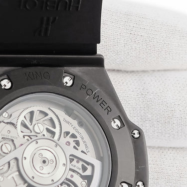 腕時計 ウブロ HUBLOT キングパワー ウニコ ブラックマジック 701.CI.0170.RX 自動巻き メンズ フライバック クロノグラフ