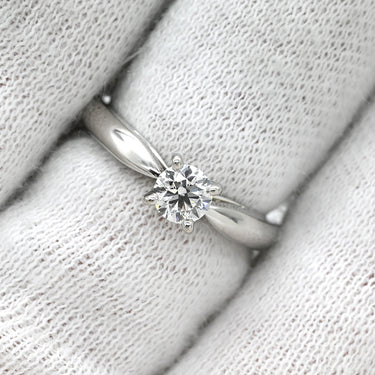 ヴァンクリーフアーペル Van Cleef & Arpels ボヌール ソリティア VCARA28700 プラチナシルバー Pt950 ダイヤモンド #47(JP7) リング 指輪 ダイヤモンド 7号