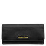ミュウミュウ MIU MIU 二つ折り ロゴプレート 5MH109 NERO ゴートレザー マドラス 長財布 ゴールド金具 黒 ロングウォレット カードケース付き