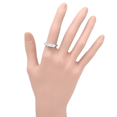ノンブランド NON BRAND ダイヤモンド プラチナシルバー Pt900 ダイヤモンド リング 指輪 プラチナ Pt スリーストーン 3粒 3P 3石 トリロジーデザイン 11号