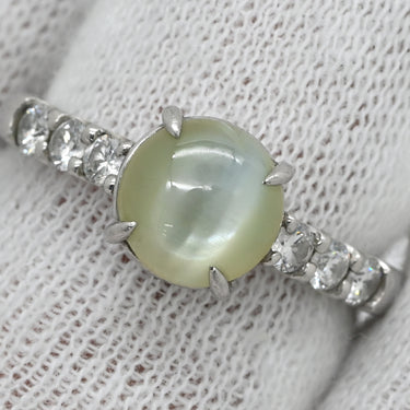 ノンブランド NON BRAND クリソベリル キャッツアイ 2.50ct ダイヤモンド 0.30ct グリーン×プラチナシルバー Pt900 クリソベリルキャッツアイ ダイヤモンド リング 指輪 猫目石 緑褐色 プラチナ 13号