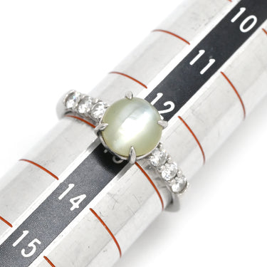 ノンブランド NON BRAND クリソベリル キャッツアイ 2.50ct ダイヤモンド 0.30ct グリーン×プラチナシルバー Pt900 クリソベリルキャッツアイ ダイヤモンド リング 指輪 猫目石 緑褐色 プラチナ 13号