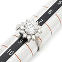 ノンブランド NON BRAND ダイヤモンド 1.171ct 0.565ct フラワーモチーフ プラチナシルバー Pt900 ダイヤモンド リング 指輪 プラチナ900 ホールマーク 8号