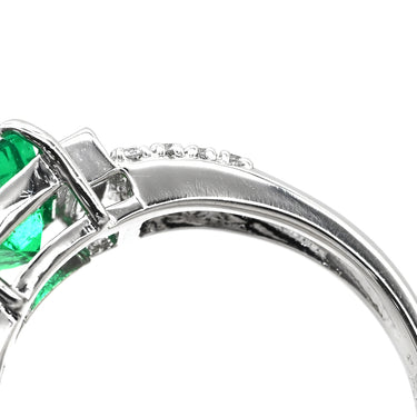 ノンブランド NON BRAND エメラルド 1.10ct ダイヤモンド グリーン×プラチナシルバー Pt900 エメラルド ダイヤモンド リング 指輪 緑 ステップカット プラチナ900 パヴェ 12号