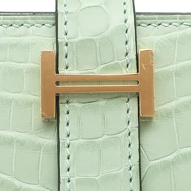エルメス HERMES ベアンスフレ ヴェールデュー アリゲーターマット 長財布 ゴールド金具 新品 未使用 薄緑 クロコ 二つ折り 2025年製