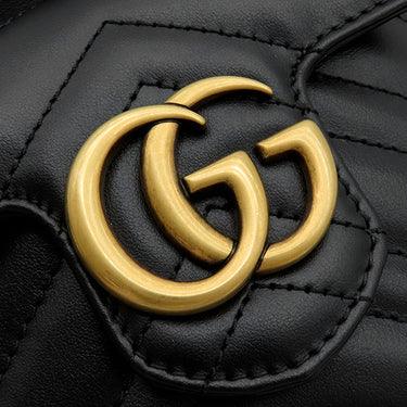 グッチ GUCCI GGマーモント キルティング ミニ バケット 746433 ブラック レザー シェブロンキルティングレザー ショルダーバッグ マットゴールド金具 ダブルG