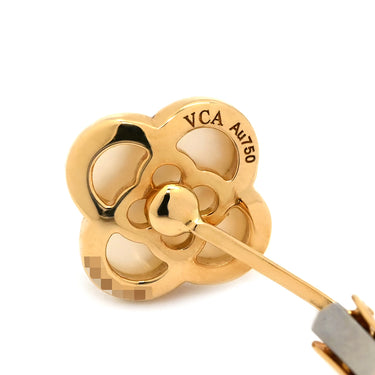 ヴァンクリーフアーペル Van Cleef & Arpels ピュア アルハンブラ VCARA38800 パールホワイト×イエローゴールド K18YG マザーオブパール ピアス 白 750YG 18K シェル