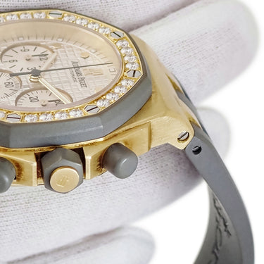 腕時計 オーデマピゲ AUDEMARS PIGUET ロイヤルオーク オフショア 25986AK.ZZ.D003CA.02 自動巻き メンズ K18YG無垢 純正ダイヤ