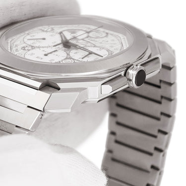 腕時計 ブルガリ BVLGARI オクト フィニッシモ スケッチ 104192 BGO43SXTCHGMT 自動巻き メンズ クロノグラフ GMT ホワイト 限定