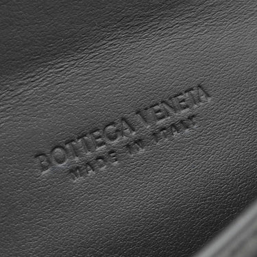 ボッテガヴェネタ BOTTEGA VENETA カセット ビジネスカードケース 755370VBWD38803 ブラック カーフ カードケース シルバー金具 名刺入れ マキシイントレチャート