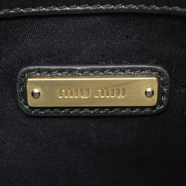 ミュウミュウ MIU MIU マテラッセ ショルダー 5BH126 NERO レザー ショルダーバッグ シルバー金具 黒 ロゴプレート チェーン